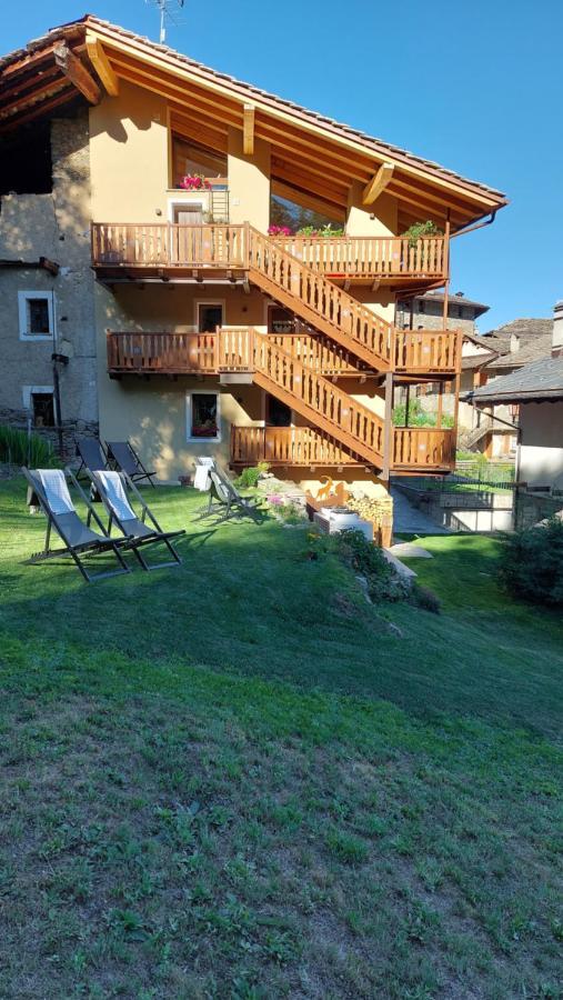 Beb Luca76 Bed and Breakfast Avise Buitenkant foto