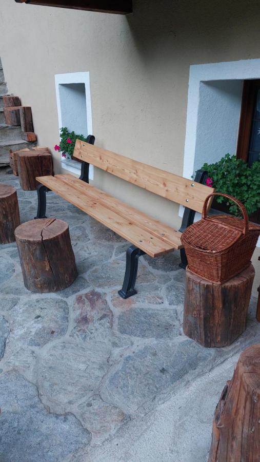 Beb Luca76 Bed and Breakfast Avise Buitenkant foto